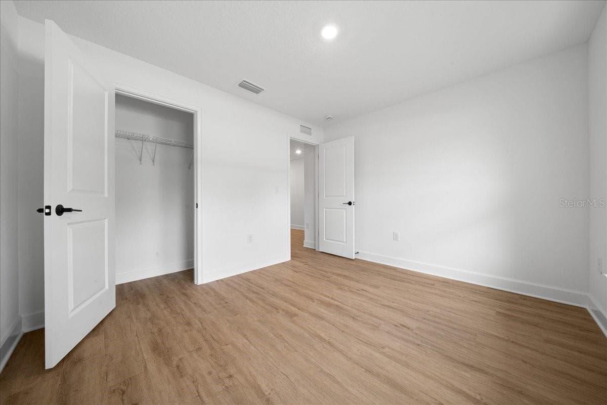 13483 FLEMINGTON ROAD — photo 36 of 58