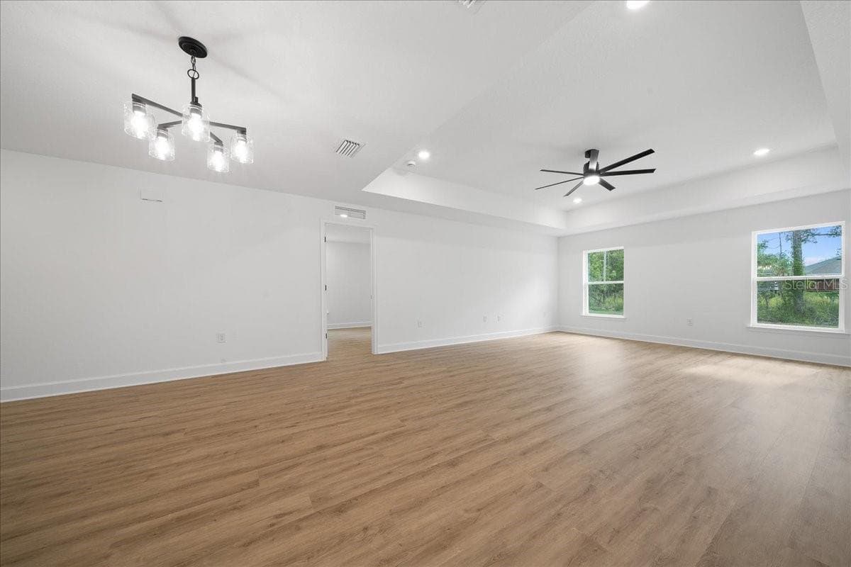 13483 FLEMINGTON ROAD — photo 16 of 58
