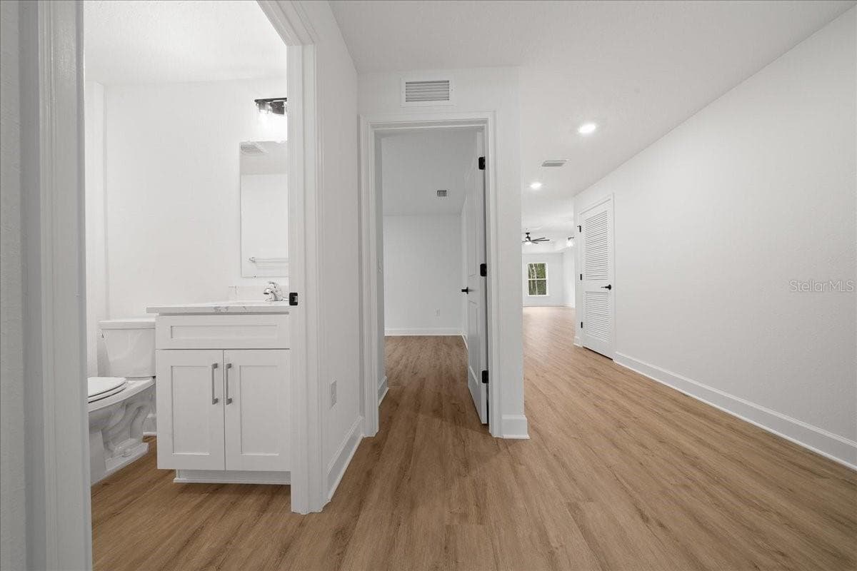 13483 FLEMINGTON ROAD — photo 37 of 58