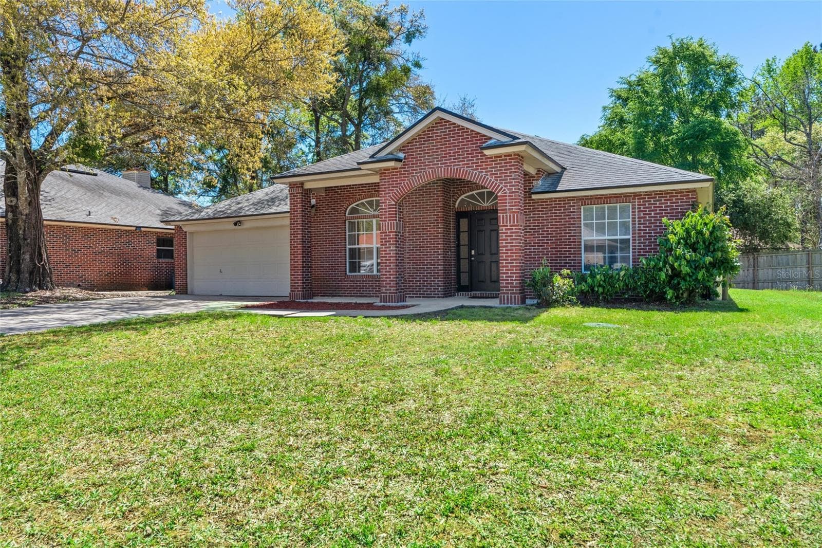 5736 GUANA PARK COURT — photo 1 of 34