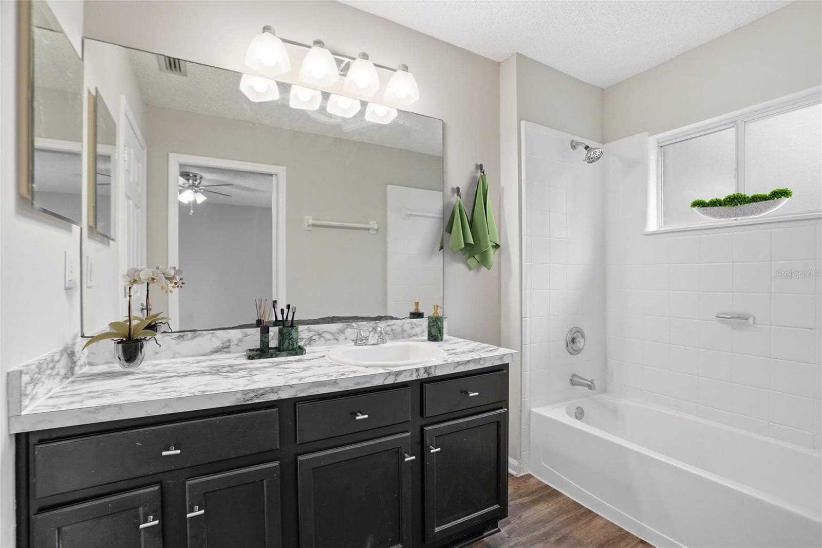 5736 GUANA PARK COURT — photo 8 of 34