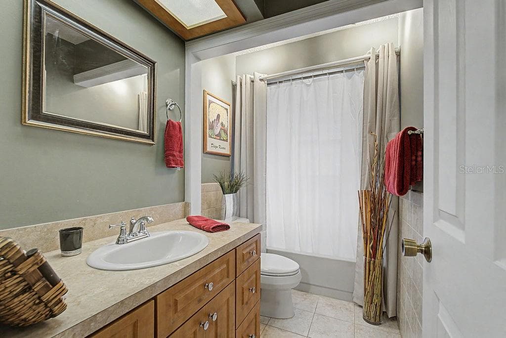 2222 BOLTON AVENUE — photo 18 of 57
