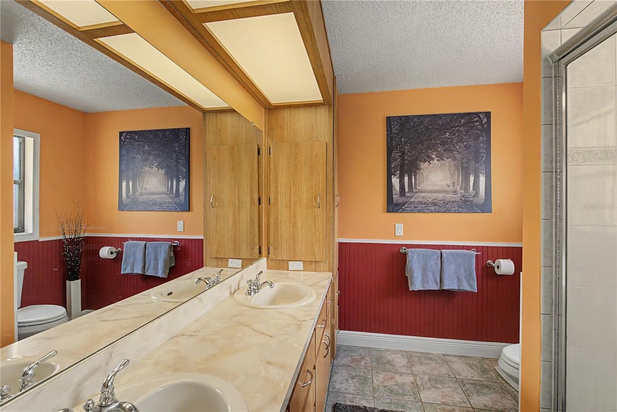 2222 BOLTON AVENUE — photo 33 of 57