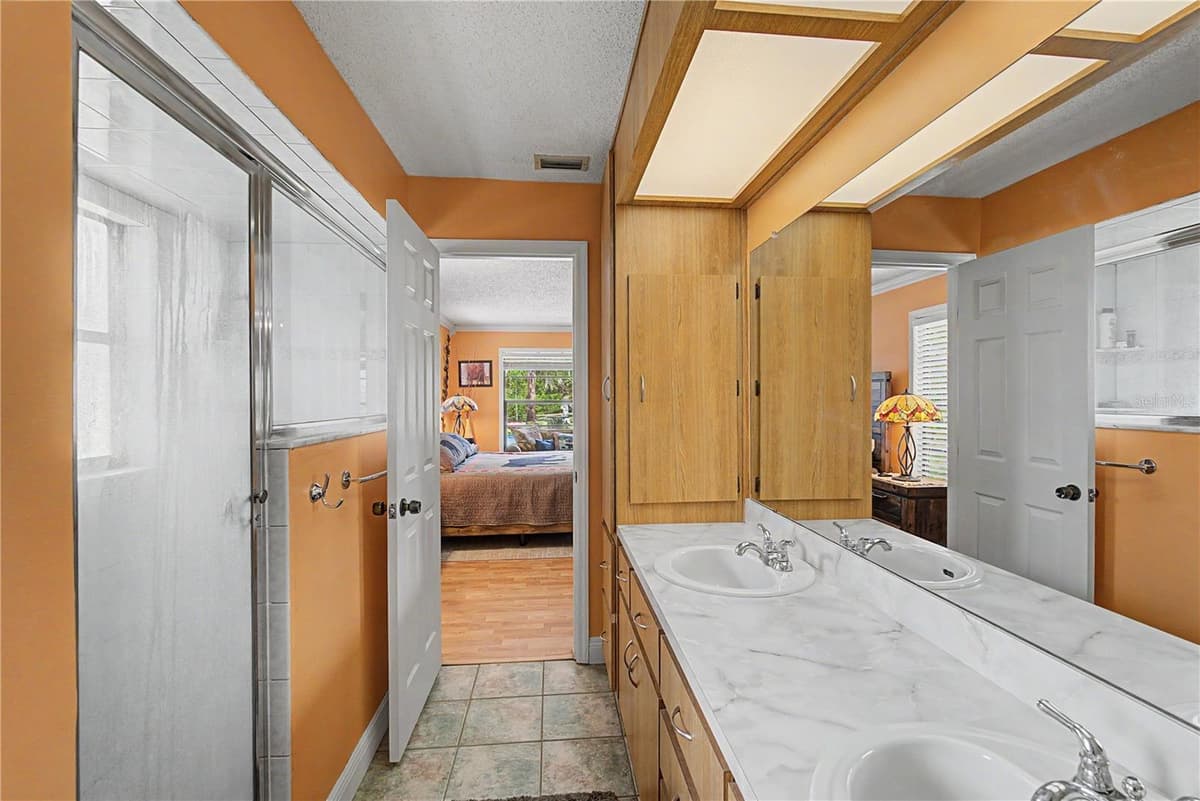 2222 BOLTON AVENUE — photo 31 of 57