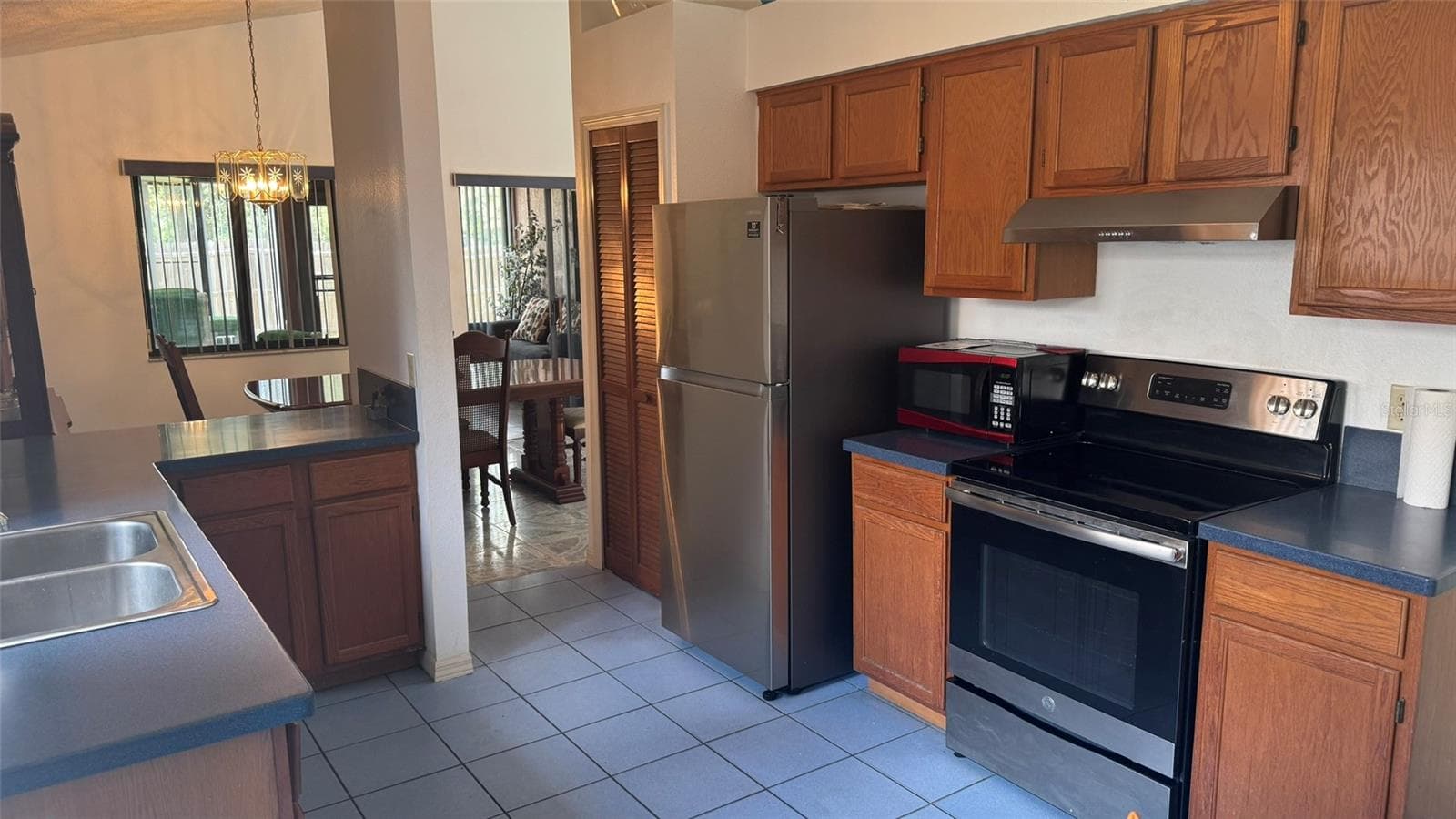 265 RIVER CHASE DRIVE — photo 5 of 14