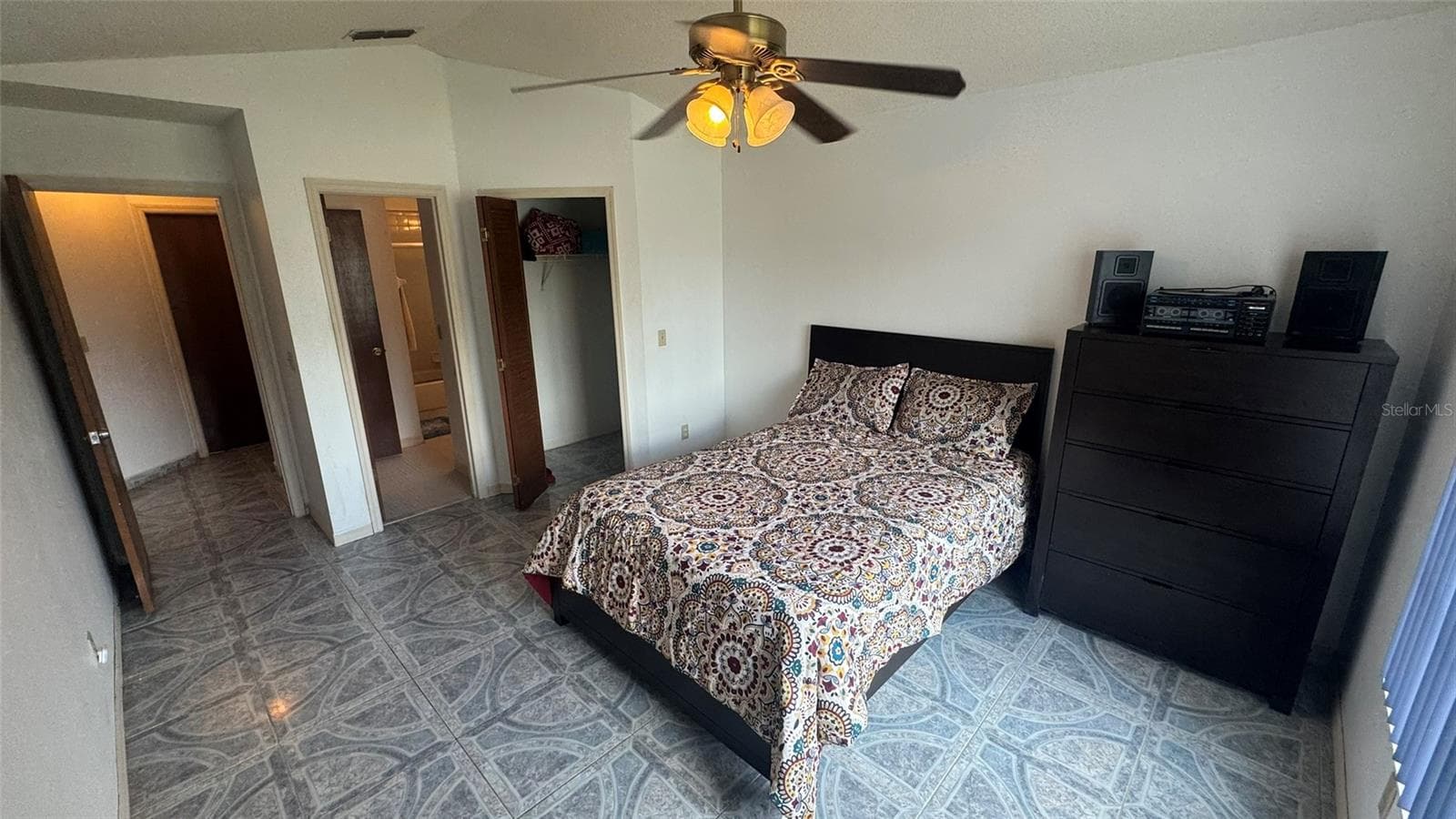 265 RIVER CHASE DRIVE — photo 7 of 14