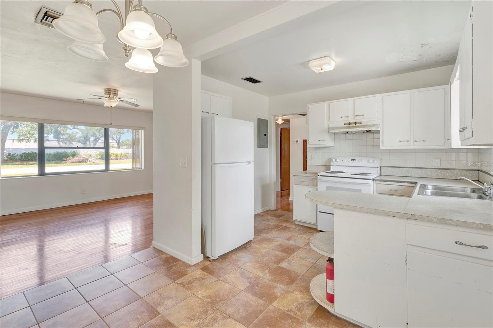 1149 BLOXAM AVENUE — photo 11 of 31