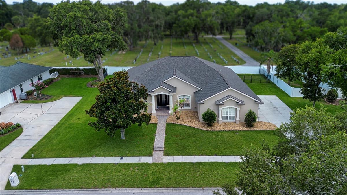 905 SQUARE LAKE DRIVE — photo 3 of 46