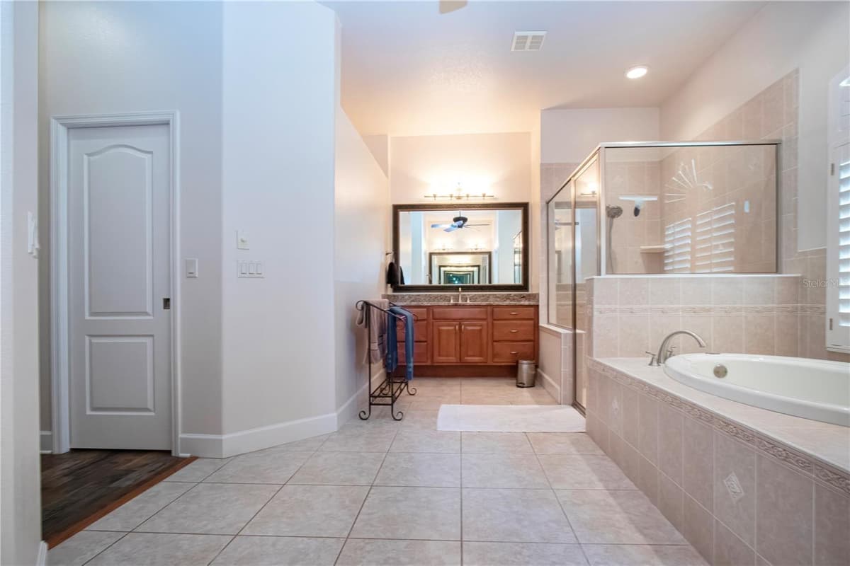 905 SQUARE LAKE DRIVE — photo 36 of 46