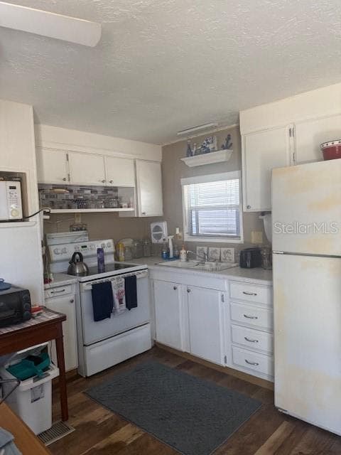 7428 ARBELA STREET — photo 3 of 5