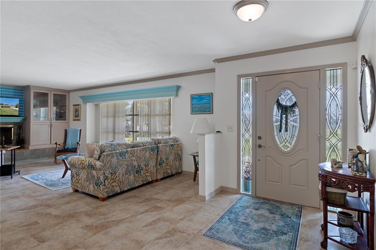 2160 WATERSEDGE DRIVE — photo 8 of 47