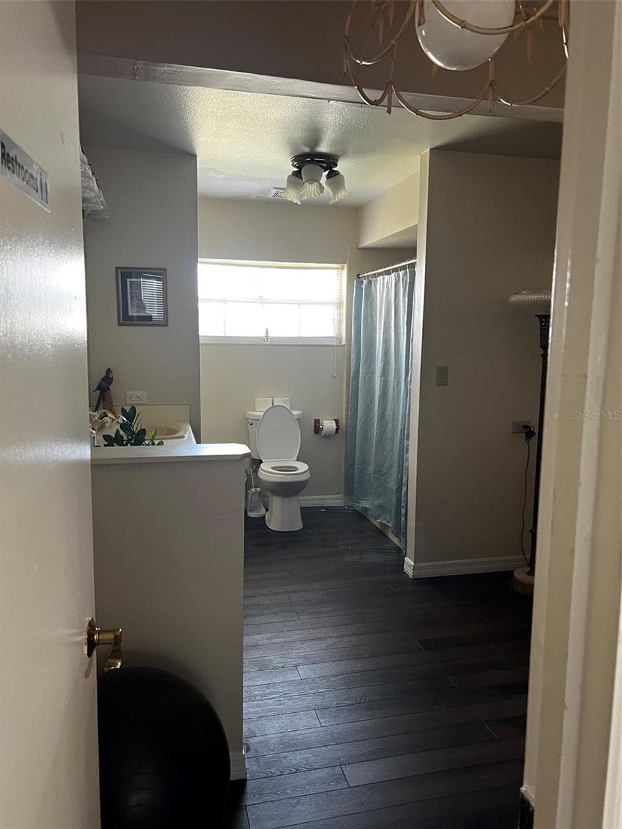 1220 BAY STREET — photo 24 of 25