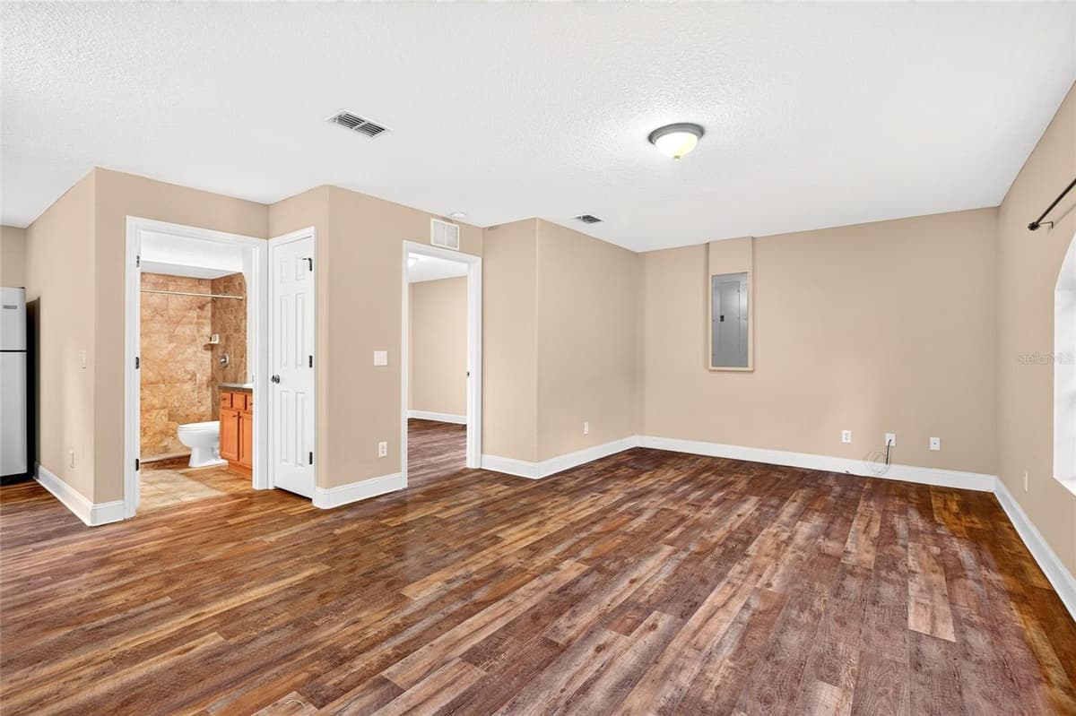 14144 141ST AVENUE — photo 37 of 47