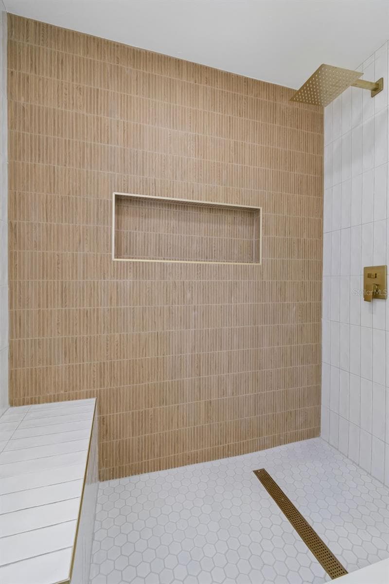 1702 JOHNSTON AVENUE — photo 29 of 54