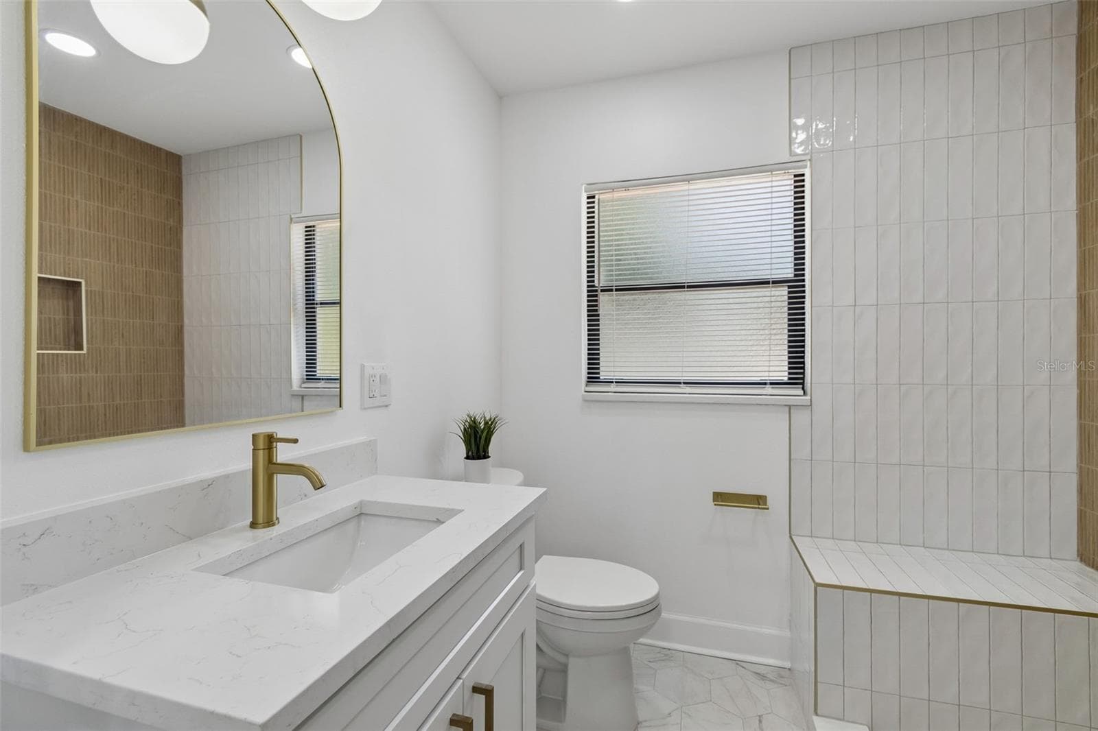 1702 JOHNSTON AVENUE — photo 30 of 54