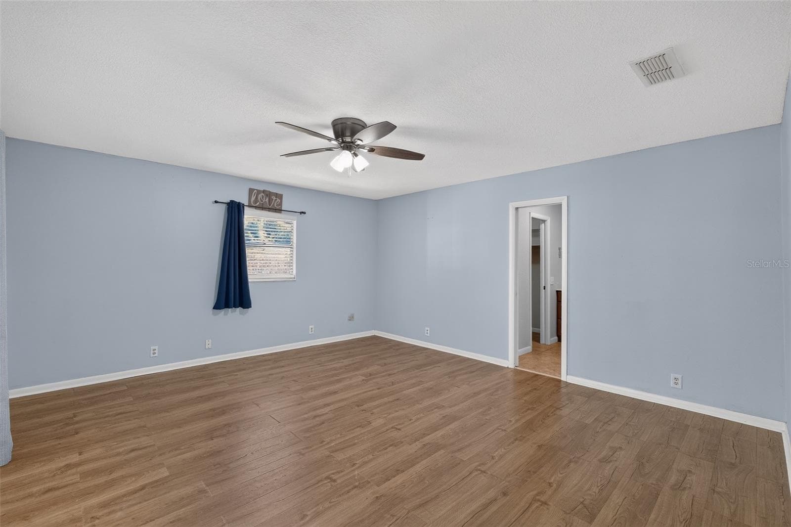 516 ALACHUA DRIVE — photo 20 of 34