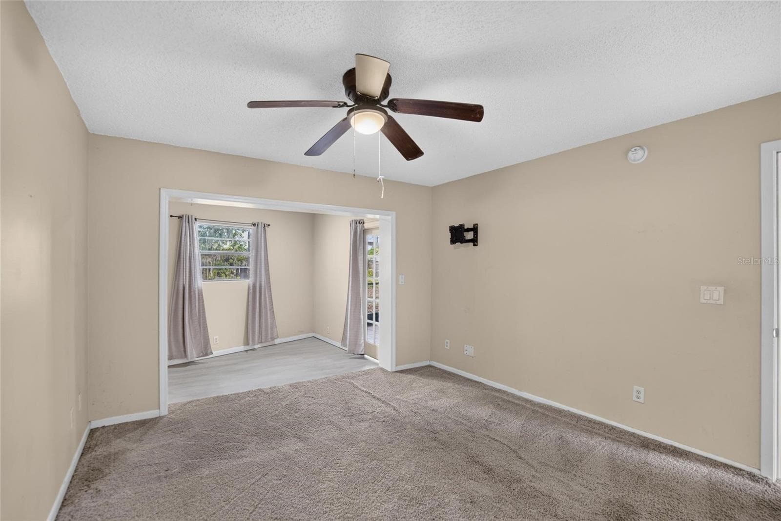 1201 SANDALWOOD DRIVE — photo 12 of 40