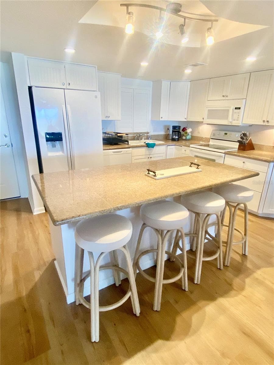 5501 ATLANTIC — photo 14 of 31