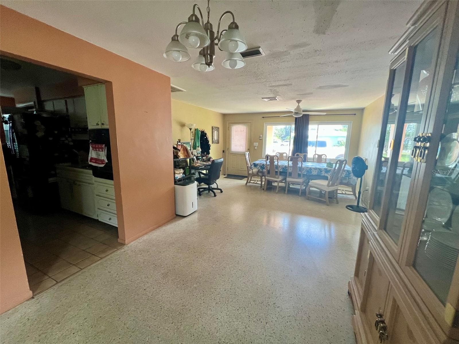 2133 INDIGO DRIVE — photo 12 of 41