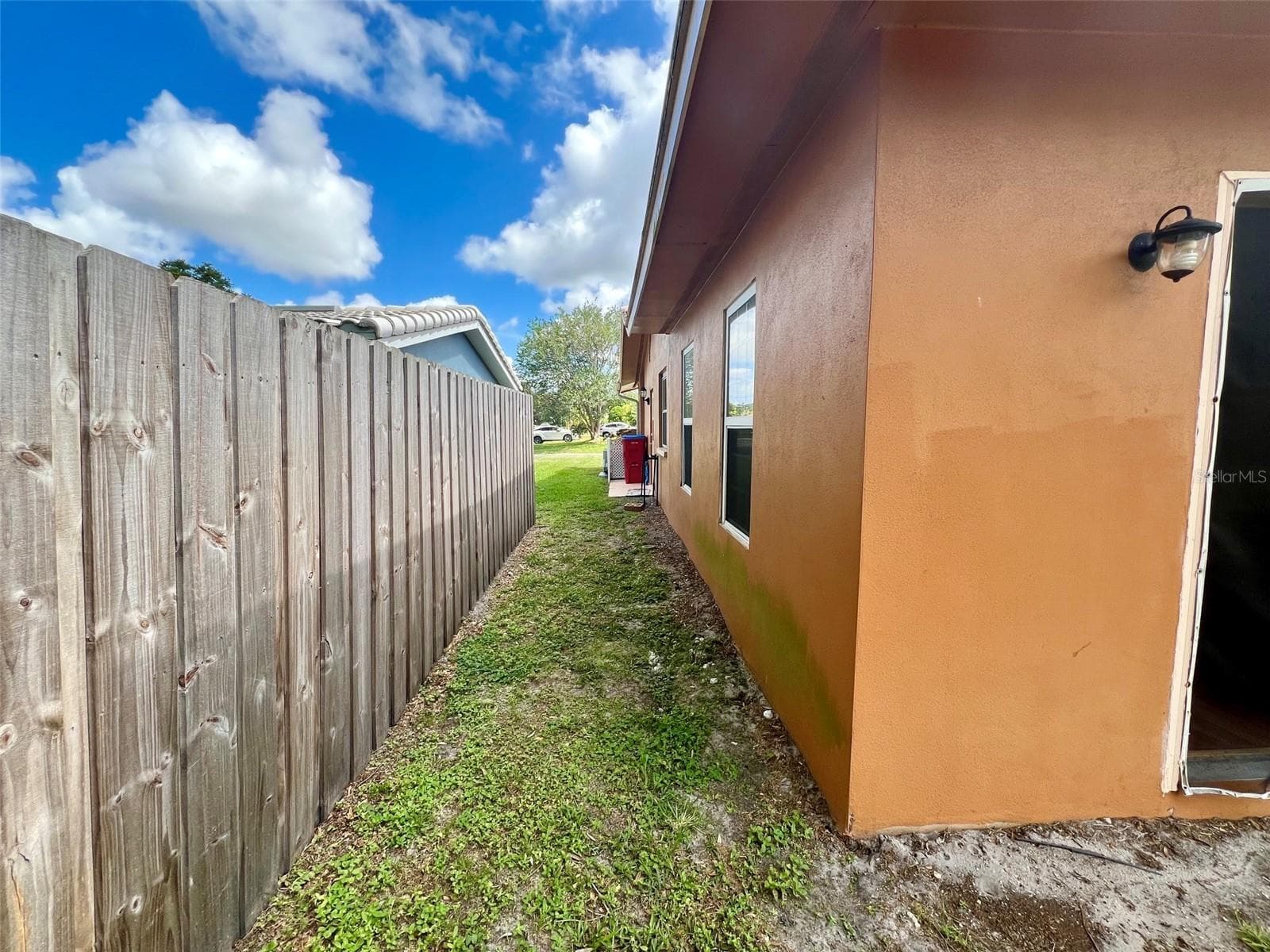 2133 INDIGO DRIVE — photo 32 of 41