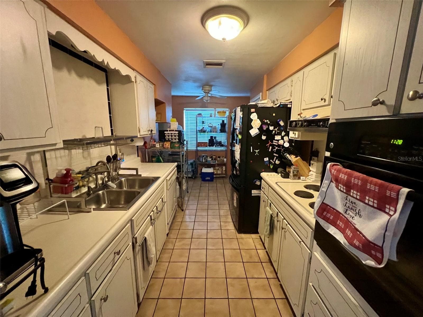 2133 INDIGO DRIVE — photo 15 of 41