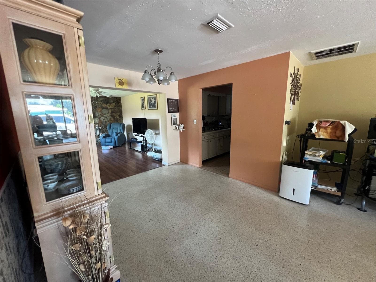 2133 INDIGO DRIVE — photo 5 of 41