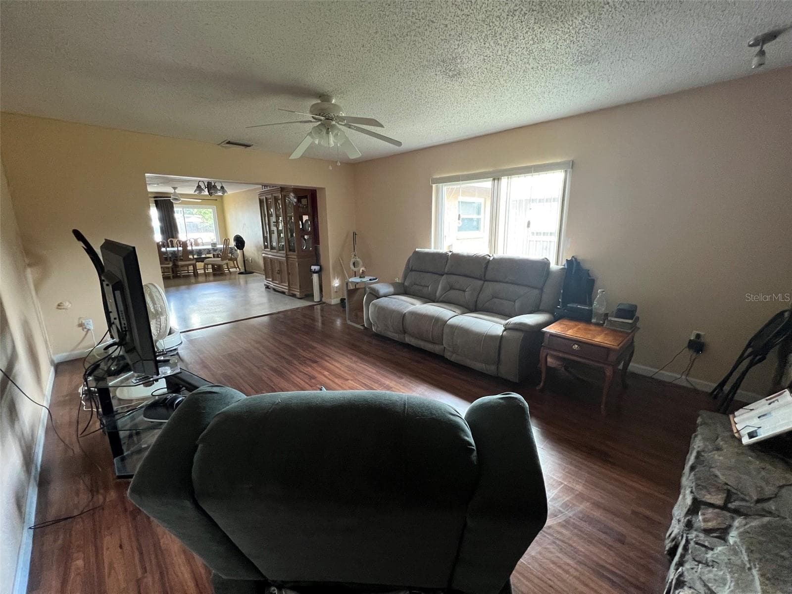 2133 INDIGO DRIVE — photo 11 of 41