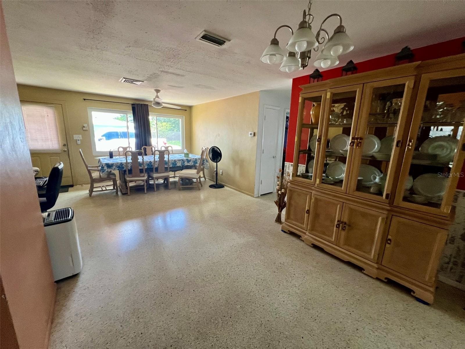 2133 INDIGO DRIVE — photo 7 of 41