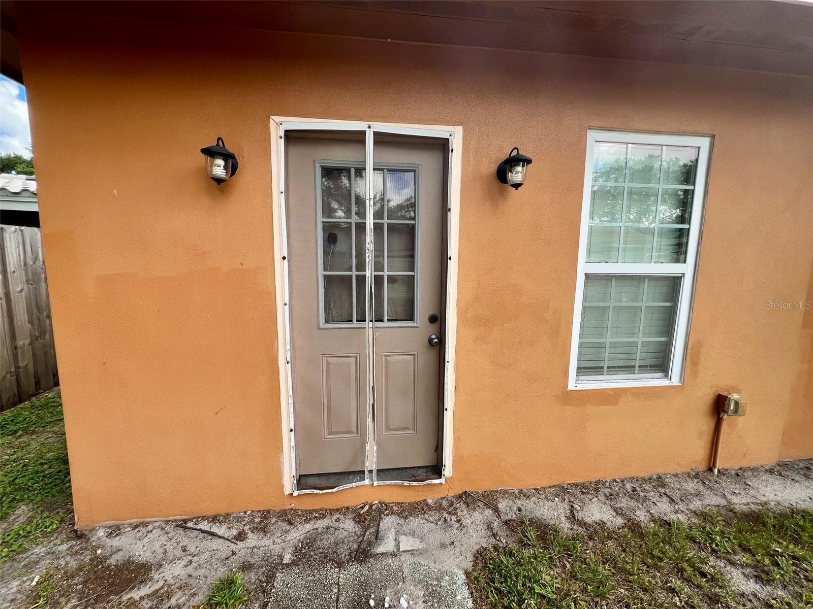2133 INDIGO DRIVE — photo 31 of 41