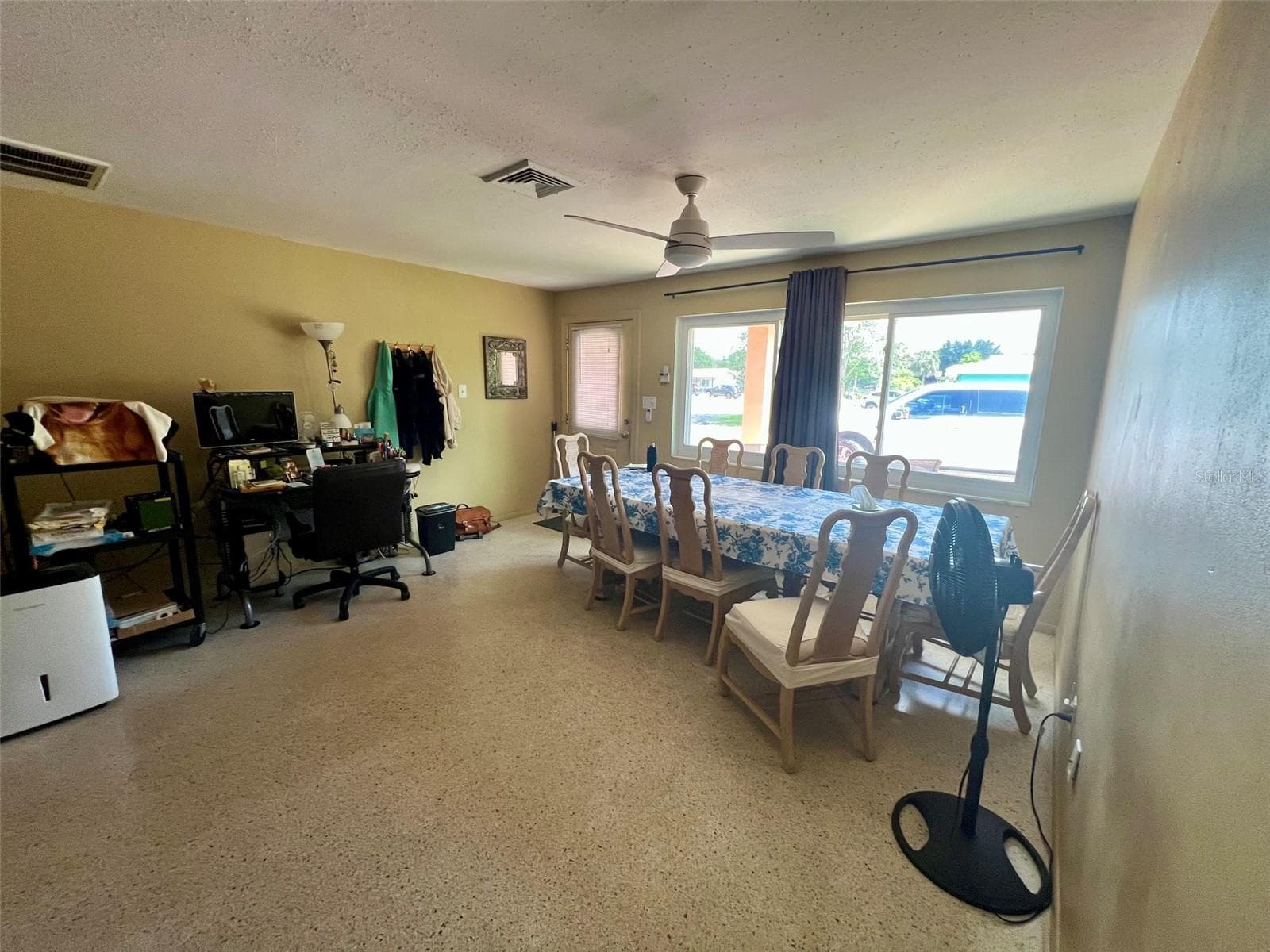 2133 INDIGO DRIVE — photo 6 of 41