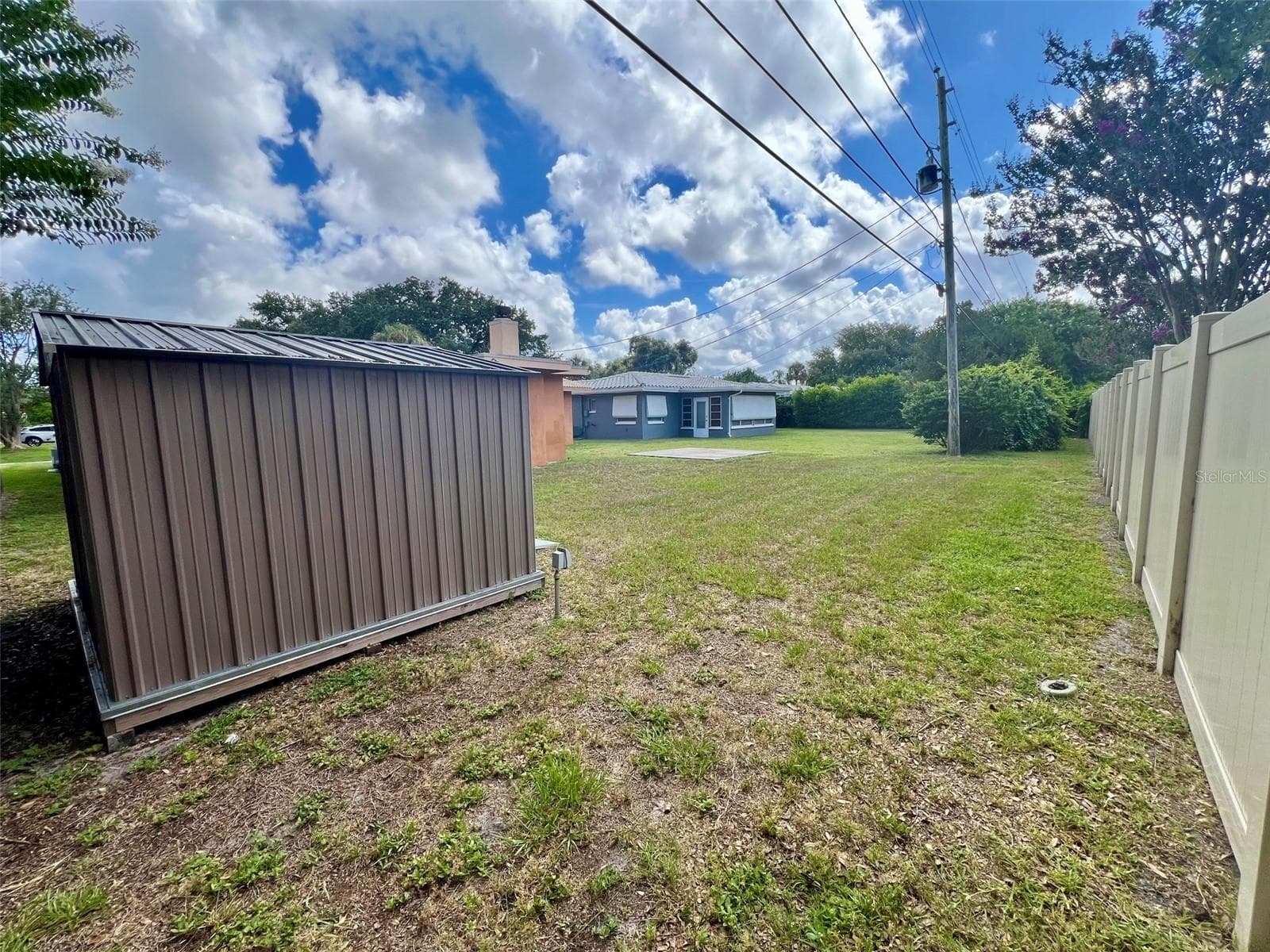 2133 INDIGO DRIVE — photo 34 of 41