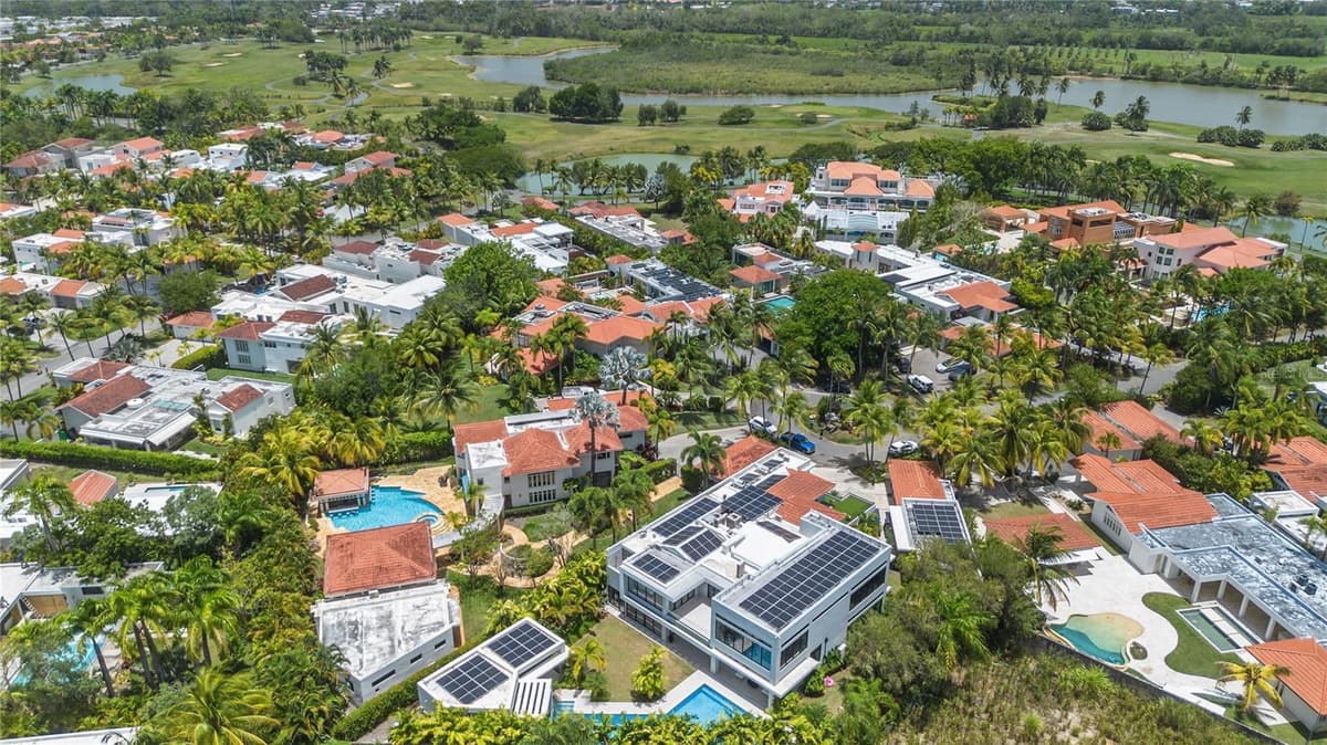 366 DORADO BEACH EAST — photo 53 of 54