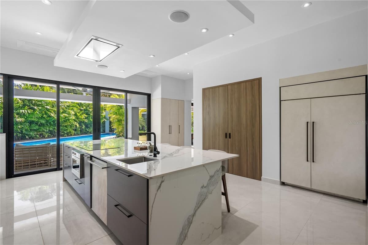 366 DORADO BEACH EAST — photo 14 of 54