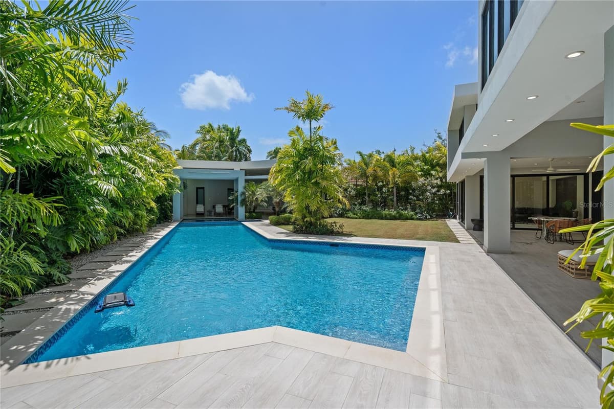 366 DORADO BEACH EAST — photo 27 of 54