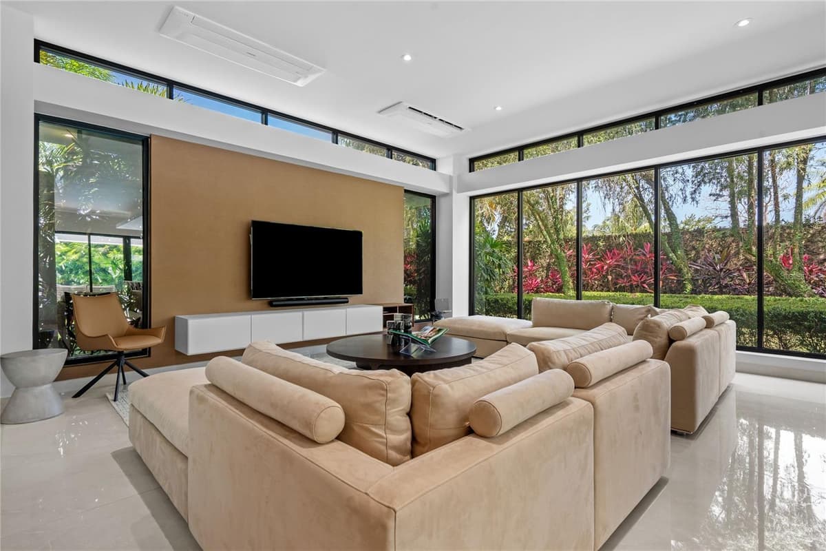 366 DORADO BEACH EAST — photo 9 of 54