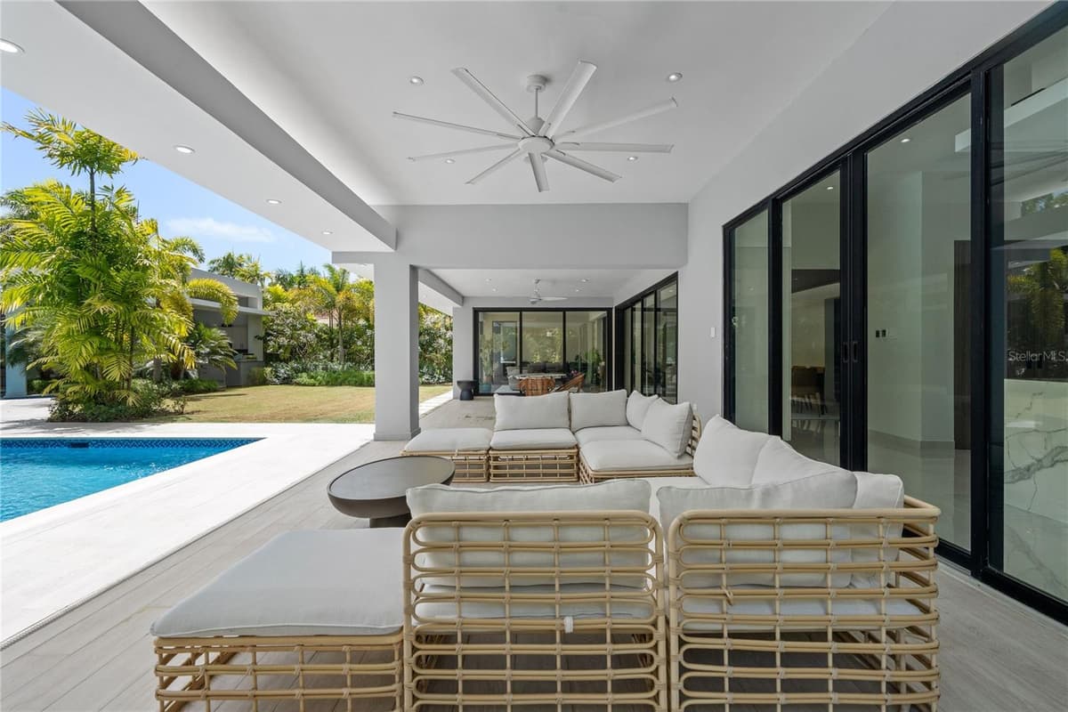 366 DORADO BEACH EAST — photo 21 of 54