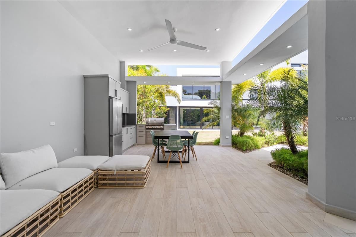 366 DORADO BEACH EAST — photo 29 of 54