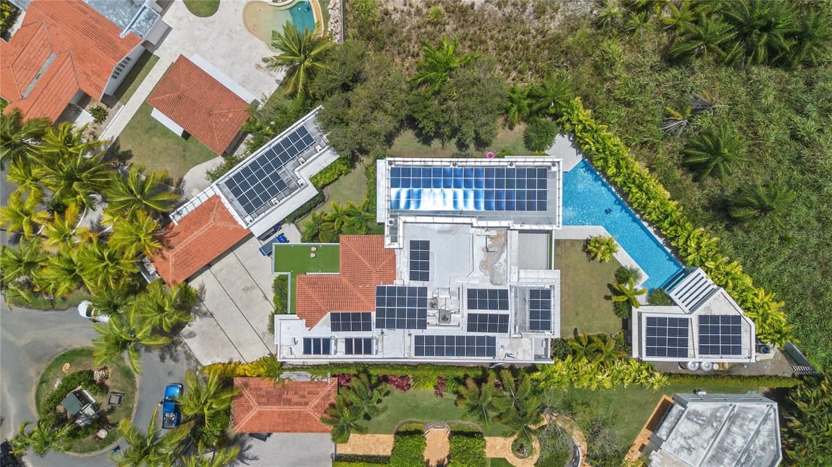 366 DORADO BEACH EAST — photo 52 of 54