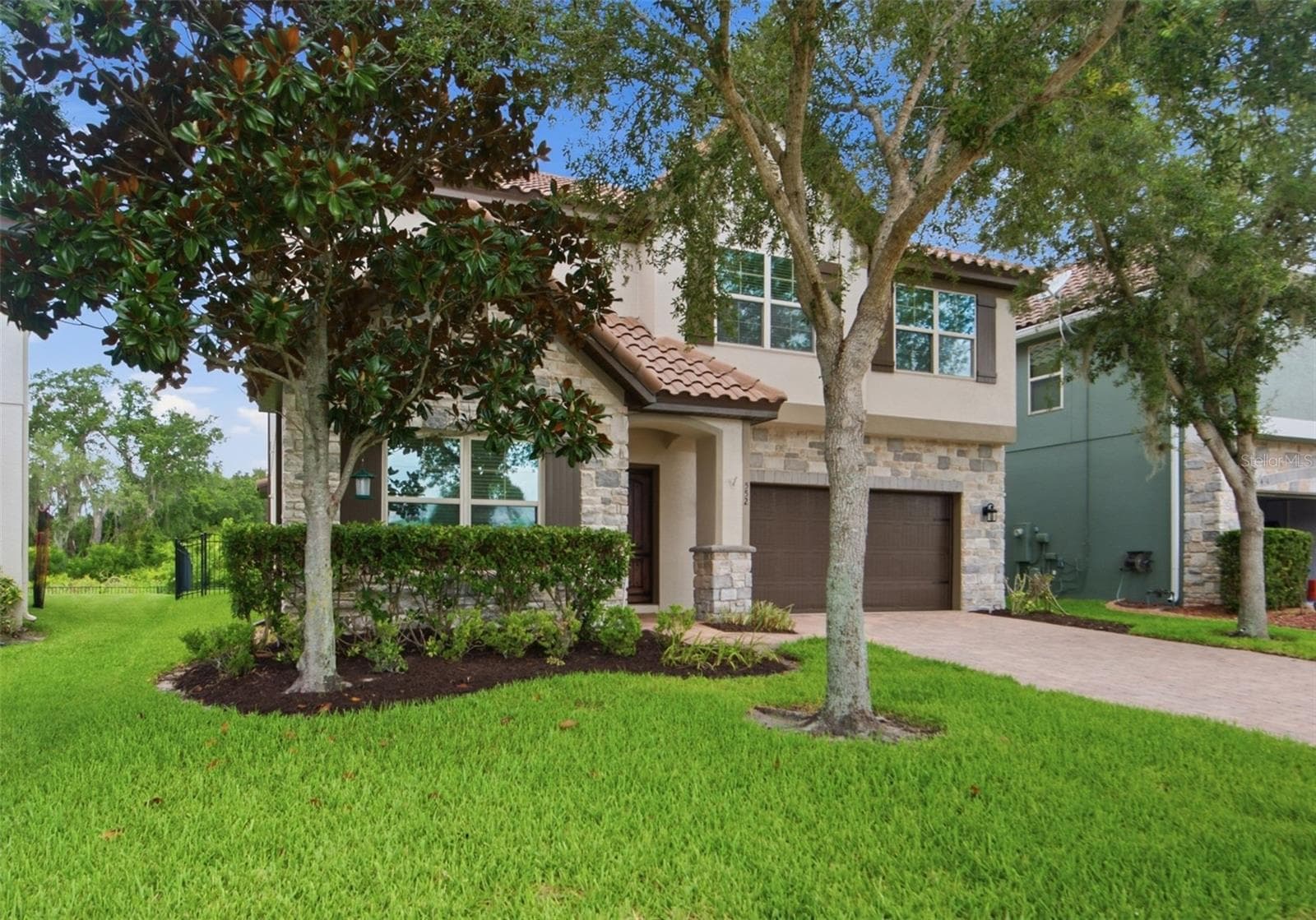 552 EGRET PLACE DRIVE — photo 2 of 41