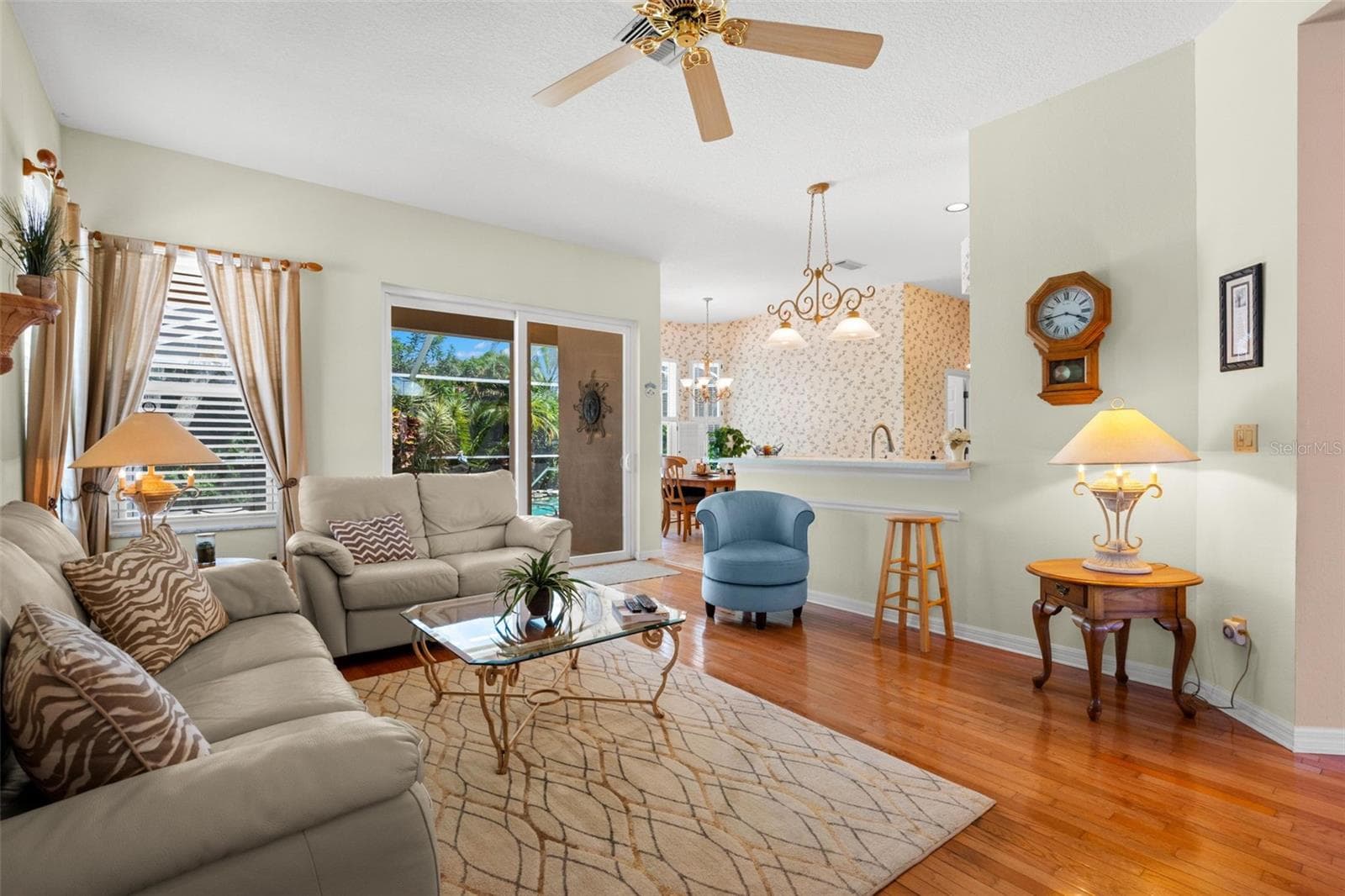 895 WHIPPOORWILL DRIVE — photo 13 of 51
