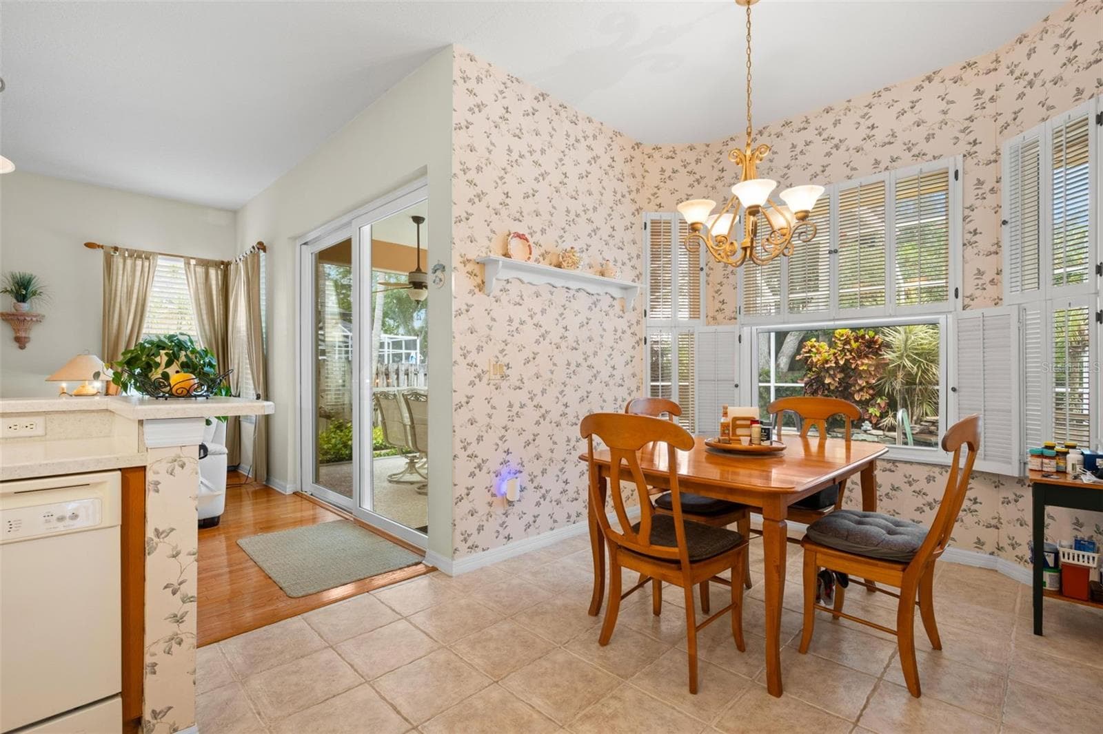 895 WHIPPOORWILL DRIVE — photo 19 of 51