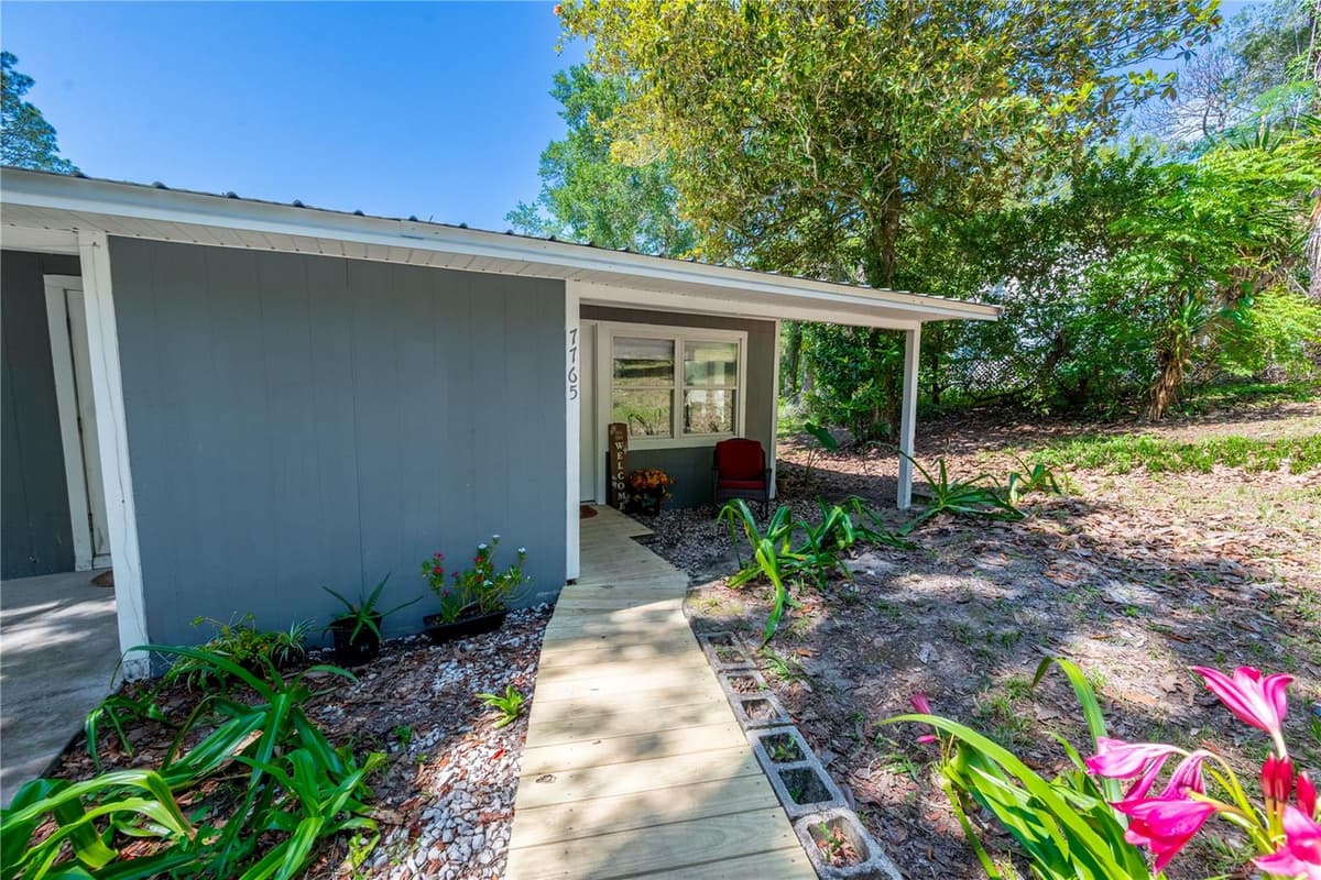 7765 TWIN LAKES ROAD — photo 13 of 84