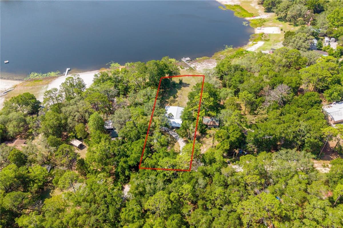 7765 TWIN LAKES ROAD — photo 18 of 84