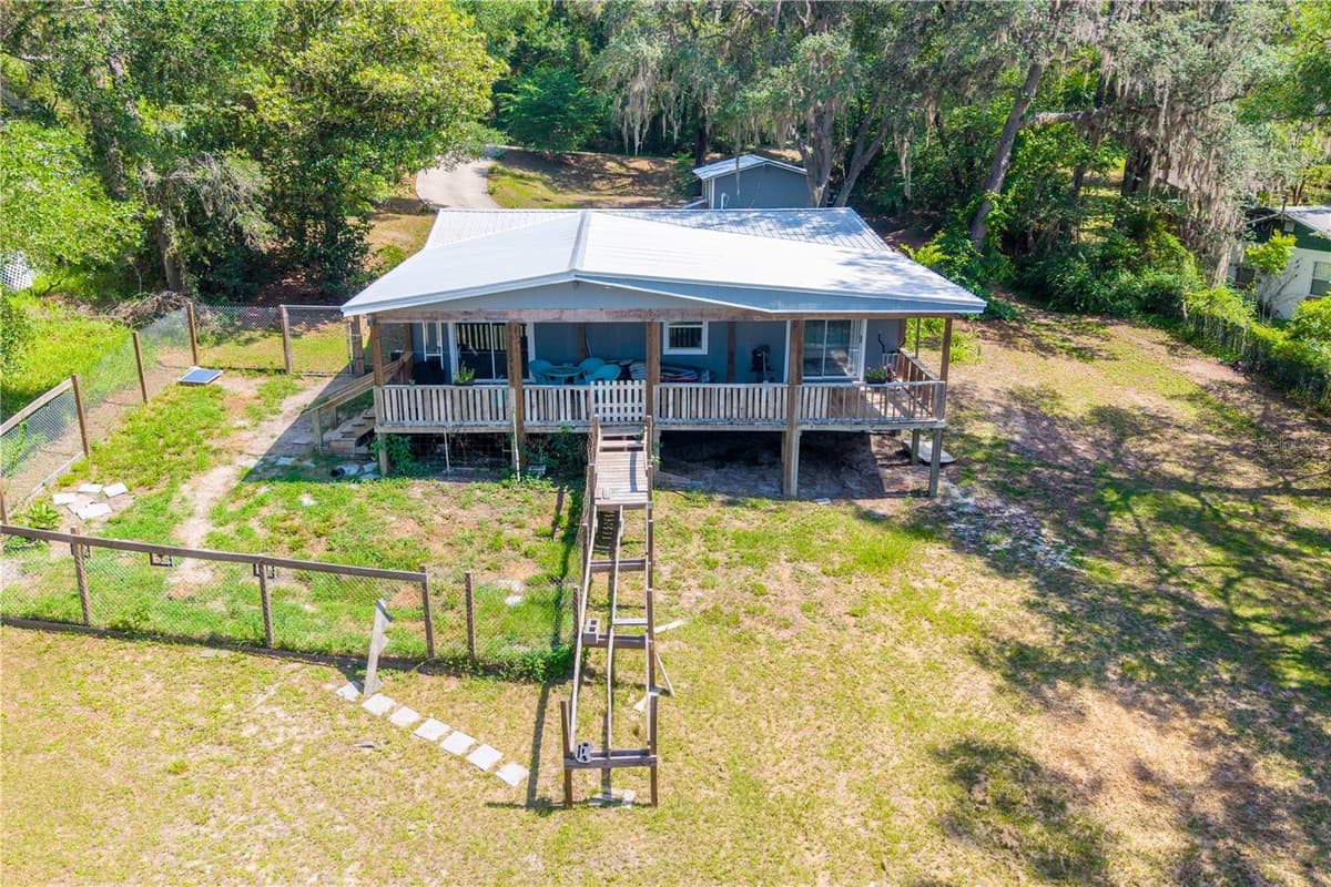 7765 TWIN LAKES ROAD — photo 37 of 84