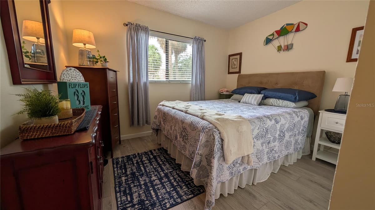 5717 BAYWATER DRIVE — photo 18 of 42