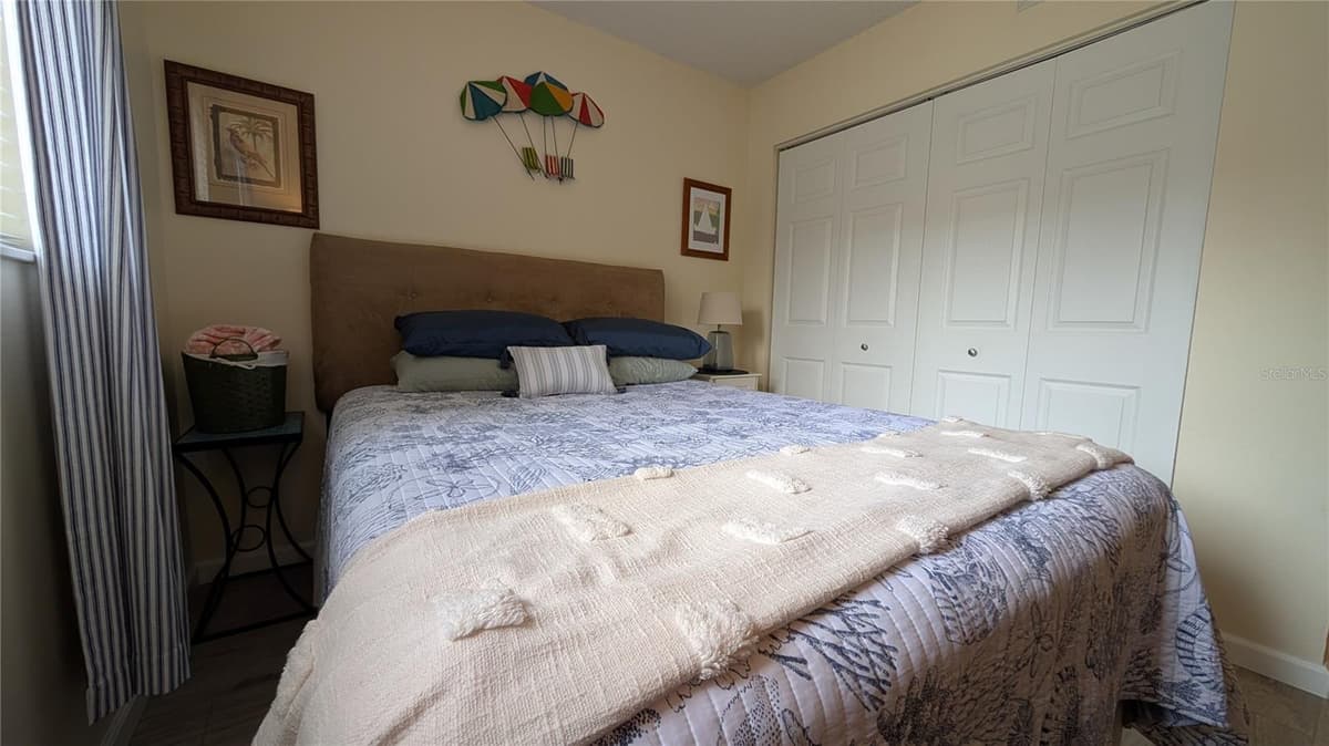 5717 BAYWATER DRIVE — photo 19 of 42