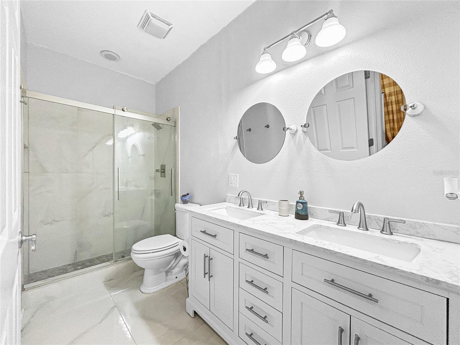 432 ISLEBAY DRIVE — photo 38 of 64
