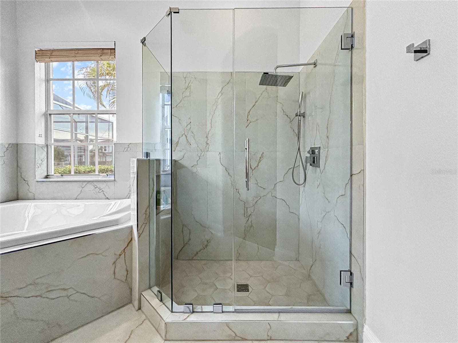 432 ISLEBAY DRIVE — photo 26 of 64