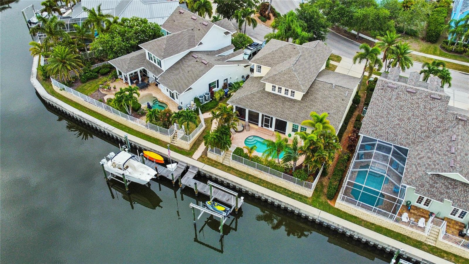 432 ISLEBAY DRIVE — photo 4 of 64