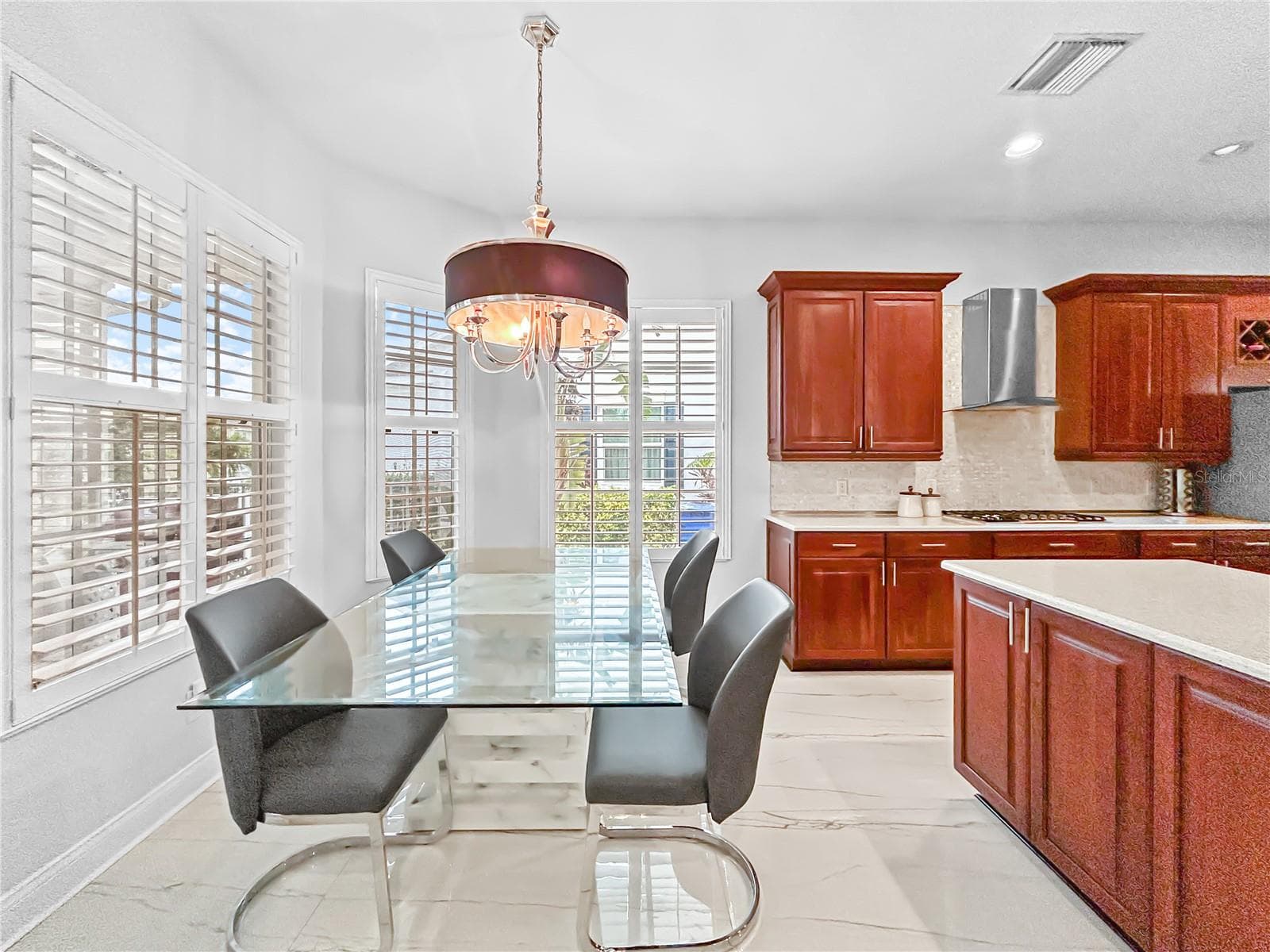 432 ISLEBAY DRIVE — photo 16 of 64